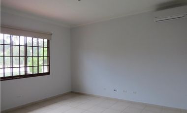 Venta de casa en ph camino de Cruces