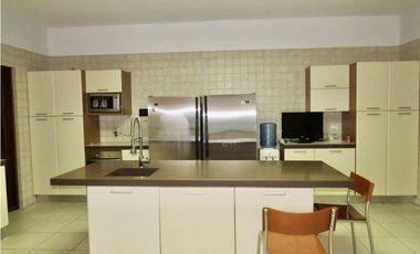 Venta de casa en ph camino de Cruces