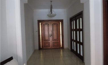 Venta de casa en ph camino de Cruces