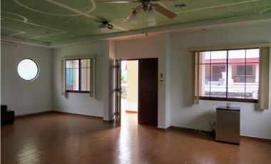 Alquiler de casa con piscina en Ph camino de Cruces