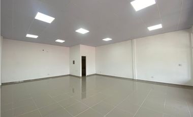 ALBROOK / LOCAL / 74M / DIVISIONES / CON ACABADOS / SOBRE VIA  YH