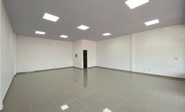 ALBROOK / LOCAL / 74M / DIVISIONES / CON ACABADOS / SOBRE VIA  YH