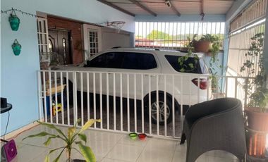 ALTOS DE CERRO VIENTO / 230M / 3 HABITACIONES / CON TERRAZA TECHADA