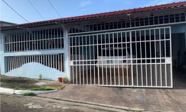 ALTOS DE CERRO VIENTO / 230M / 3 HABITACIONES / CON TERRAZA TECHADA