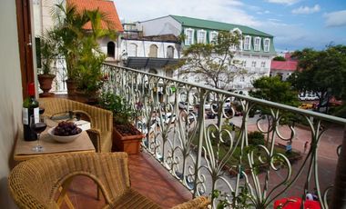 Duplex Casco Antiguo - Amoblado