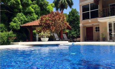 Se vende amplia Casa en Albrook