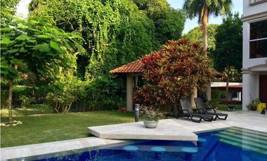 Se vende amplia Casa en Albrook