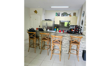 Venta de apartamento en el PH Bijao