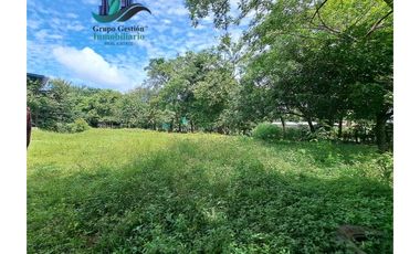 VENDO FINCA + DE 1 KILOMETRO DE FRENTE INTERAMERICANA SAN LORENZO