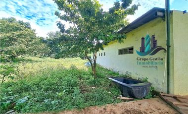 VENDO.FINCA A ORILLA.DE CALLE CON.GALERA SAN LORENZO