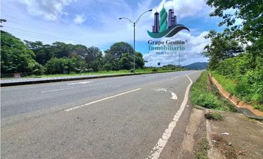 VENDO.FINCA A ORILLA.DE CALLE CON.GALERA SAN LORENZO