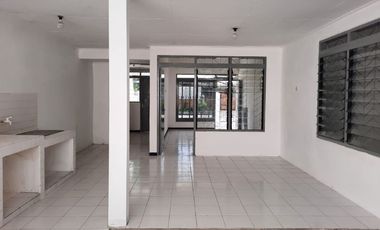 Rumah Di Pondok Candra Sidoarjo Bagus Kondisi Terawat dan Strategis