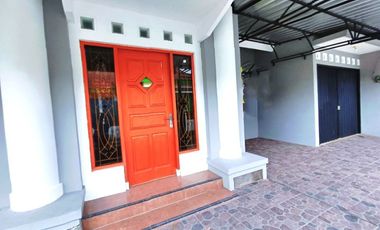 Rumah Karangasem dekat UMS jalan lebar dijual cepat BU