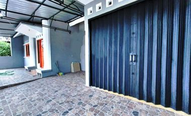 Rumah Karangasem dekat UMS jalan lebar dijual cepat BU