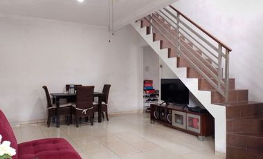 Rumah dijual Murah 2 Lt. Jatiwaringin, Bekasi dekat ke LRT Jatibening