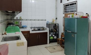 Rumah dijual Murah 2 Lt. Jatiwaringin, Bekasi dekat ke LRT Jatibening