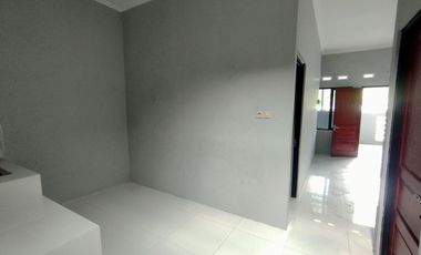 Rumah Cantik Modern Pesan Bangun di Banjarsari Solo (AD)