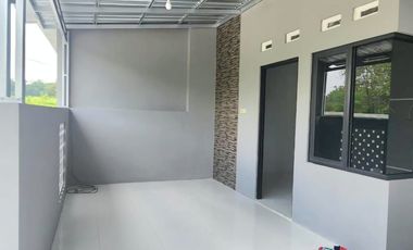 Rumah Cantik Modern Pesan Bangun di Banjarsari Solo (AD)