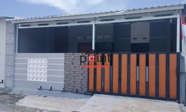 Rumah Cantik Modern Pesan Bangun di Banjarsari Solo (AD)