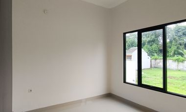 Rumah Ready 2 Lt Harga 690 jtan dekat stasiun batutulis