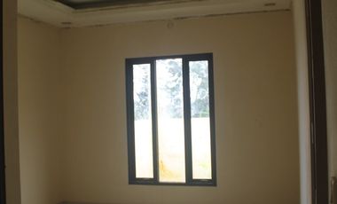 Rumah Ready View Gunung Salak, row jalan lebar di pamoyanan hijau