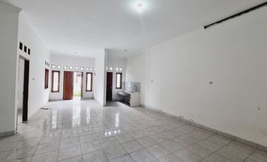 Rumah Nyaman 129m2 Murah Tohudan Colomadu