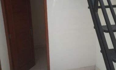 DISEWa RUMAH MINIMALIS  Pondok kelapa Jakarta timur