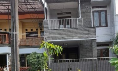 DISEWa RUMAH MINIMALIS  Pondok kelapa Jakarta timur