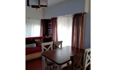Venta Dpto. 3 amb. en triplex con cochera!!!