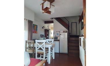 Venta Dpto. 3 amb. en triplex con cochera!!!