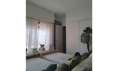 Venta Dpto. 3 amb. en triplex con cochera!!!