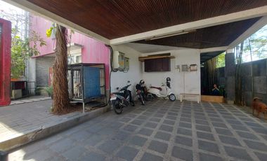 TURUN HARGA Dijual Villa Modern 2 Lantai Lokasi Premium di Taman Mumbul, Nusa Dua