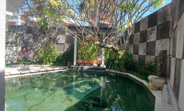 TURUN HARGA Dijual Villa Modern 2 Lantai Lokasi Premium di Taman Mumbul, Nusa Dua