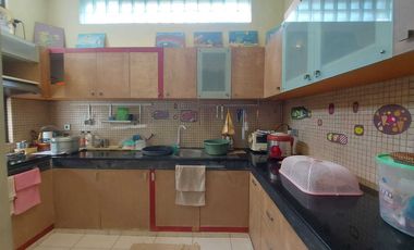 TURUN HARGA Dijual Villa Modern 2 Lantai Lokasi Premium di Taman Mumbul, Nusa Dua