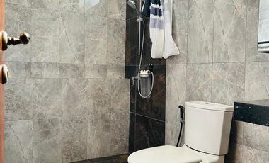 Disewakan Rumah mewah siap huni diTaman Himalaya Lippo Karawaci