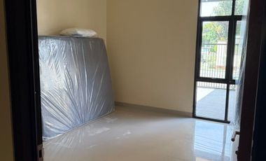 Disewakan Rumah Baru Siap Huni Nyaman Di Boulevar Hijau Bekasi