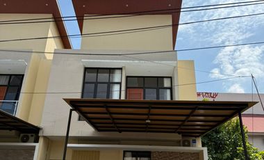 Disewakan Rumah Baru Siap Huni Nyaman Di Boulevar Hijau Bekasi