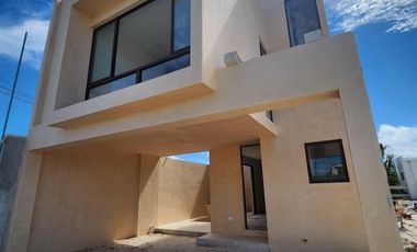 CASA EN VENTA MERIDA, SAN BENITO, COSTA ARENA, A 100 MTS DEL MAR, FEBRERO 2026.