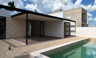 CASA EN VENTA MERIDA, PRIVADA ROCIO COUNTRY LIVING, MOD. 220 1 PLANTA, LISTA.