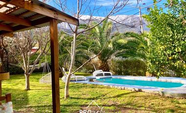 Casa en Venta en Venta Parcela con Casa 7 Dormitorios, 3 Baños y Piscina, El Canelo, San José de Maipo