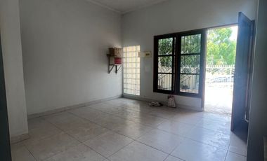 Dijual Rumah di taman kencana
