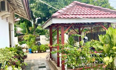 Rumah Asri, Hoek, Bagus SHM di Cempaka Putih Tengah, Jakpus, Dekat TOL