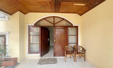 Rumah Bagus Sejuk Asri Strategis Bisa Usaha di Griya Loka BSD