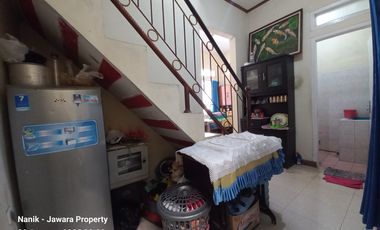 Rumah 2 lt siap huni komplek Cibabat dkt pemkot Cimahi jl pesantren