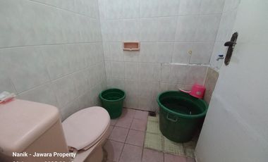 Rumah 2 lt siap huni komplek Cibabat dkt pemkot Cimahi jl pesantren
