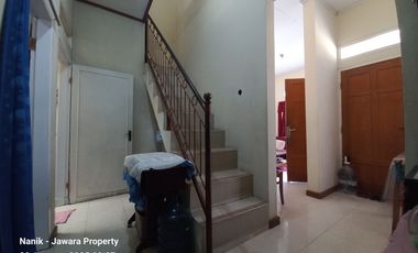 Rumah 2 lt siap huni komplek Cibabat dkt pemkot Cimahi jl pesantren