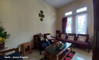 Rumah 2 lt siap huni komplek Cibabat dkt pemkot Cimahi jl pesantren
