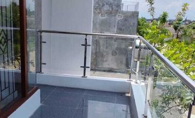 Rumah Modern di Kartasura, Cluster Elite, Fasilitas Olahraga!