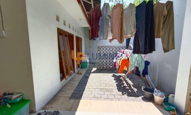 RUMAH SIAP HUNI HANYA 400 JUTA SAJA TANAH LUAS DI PRAMBANAN SLEMAN