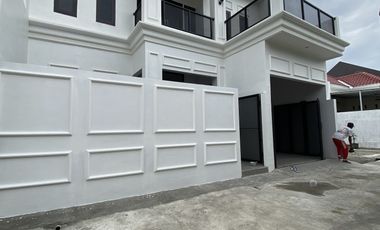 Rumah Mewah Gentan waru purba yang dekat Surakarta